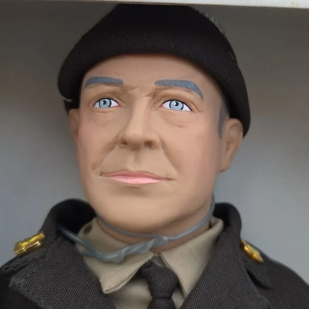 Effanbee Dwight D. Eisenhower 16" Doll 1987 "The Presidents" Collection - Picture 2 of 8